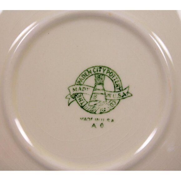 Vintage Paden City Pottery 6" Saucer Floral Laurel Leaves Gold Trim Regina? - Picture 4 of 9